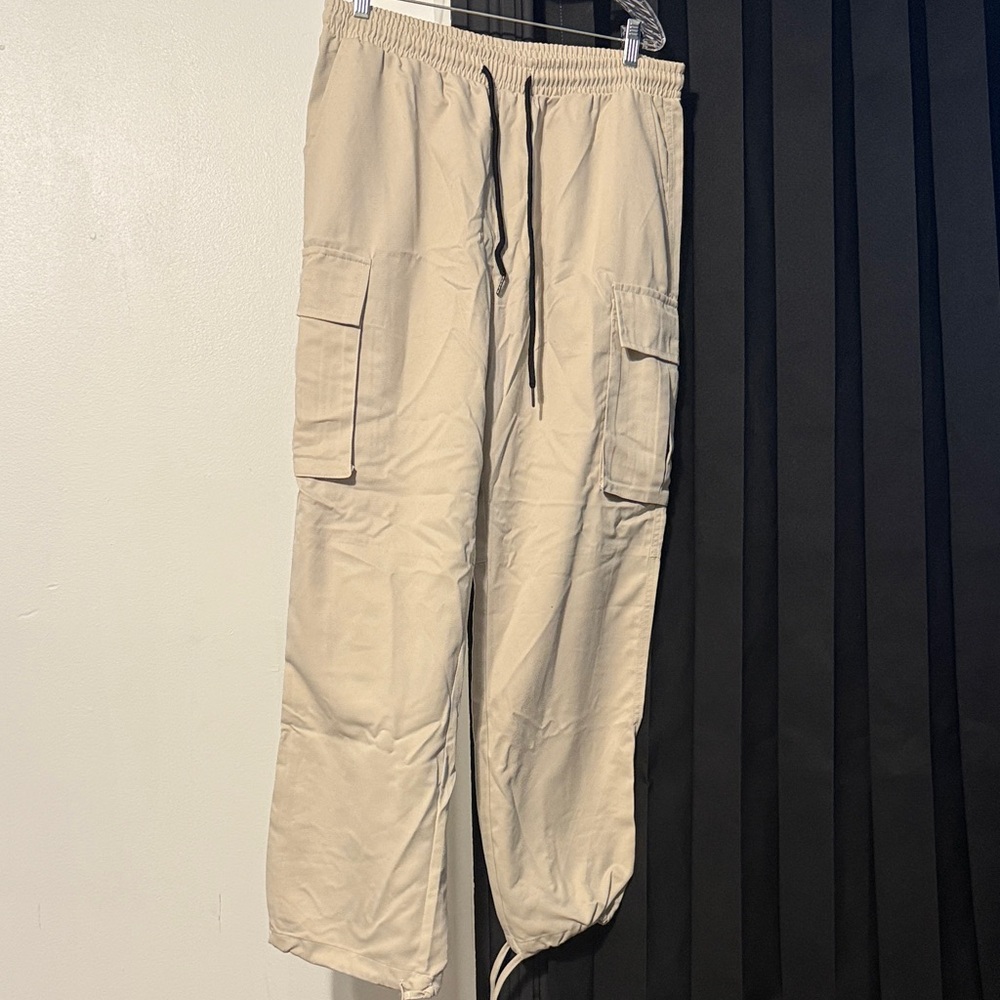NFINITY Men's Beige Cargo Pants